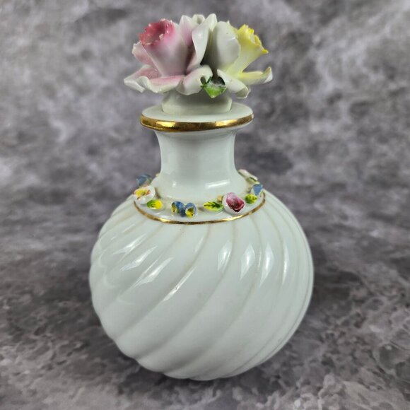 Vintage 1940's Matson Hand Painted Porcelain Bottle Jar Floral Topped Stopper - Picture 1 of 15